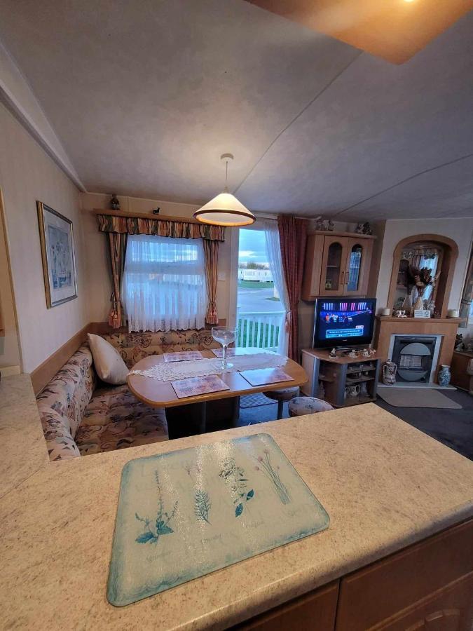 S313 3 Bed Caravan Golden Palm Chapel St. Leonards Exterior foto